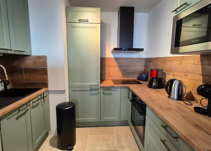 Les Vues De Lily- Apartment *